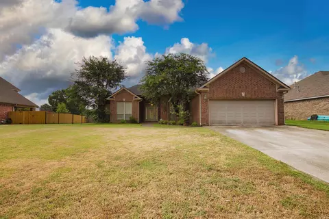 165 Pumice Dr, Sherwood, AR 72120