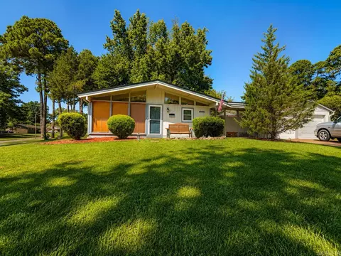 1900 Oconnell St, Arkadelphia, AR 71923