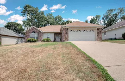 10733 Stoneridge Dr, Sherwood, AR 72120