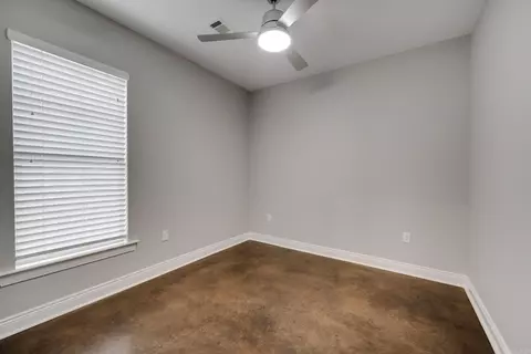 Bedroom - 1535 Cherry Bark Dr, Conway, AR 72034 photo 4 of 9