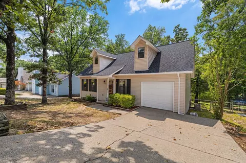 111 Raywood Dr, Sherwood, AR 72120