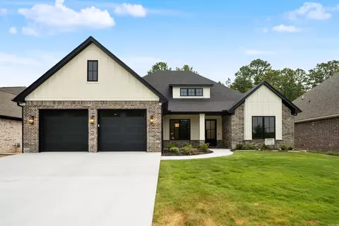 217 Gardens Gate Cir, Hot Springs, AR 71901