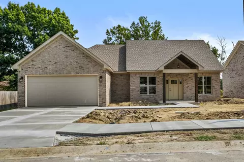 Exterior - 103 Bradford Dr, Cabot, AR 72023 photo 2 of 6