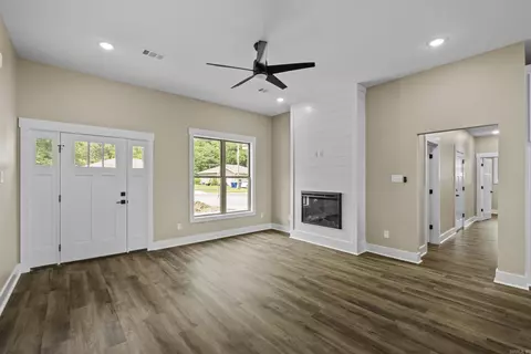 Living - 103 Bradford Dr, Cabot, AR 72023 photo 3 of 3