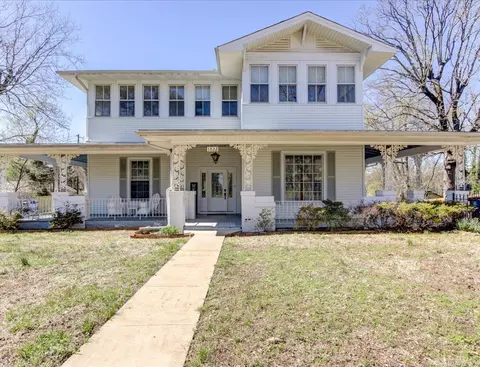 1822 Seventh St, Hot Springs, AR 71913