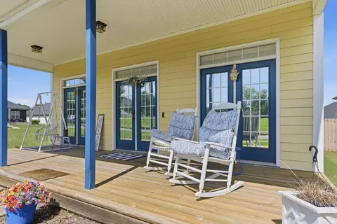 Exterior - 4 E Citron, Bryant, AR 72022 photo 5 of 9