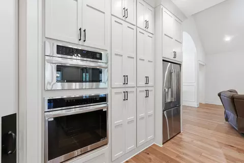 Kitchen - 2940 Orchard View Dr, Conway, AR 72034 photo 5 of 5