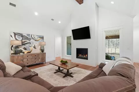 Living - 2940 Orchard View Dr, Conway, AR 72034 photo 1 of 4