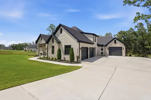 Exterior - 2940 Orchard View Dr, Conway, AR 72034 photo 11 of 11