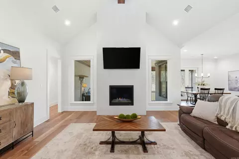 Living - 2940 Orchard View Dr, Conway, AR 72034 photo 4 of 4