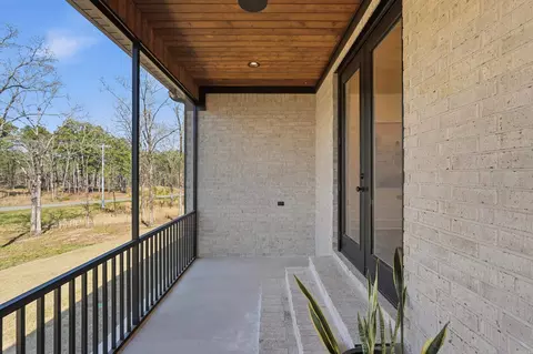 Exterior - 2940 Orchard View Dr, Conway, AR 72034 photo 6 of 11