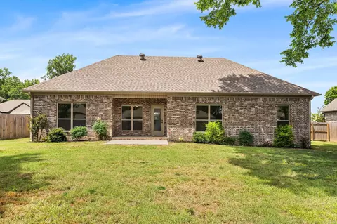 Exterior - 111 Hayden Dr, Beebe, AR 72012 photo 7 of 10
