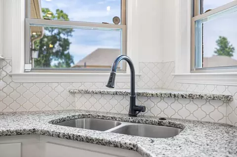 Kitchen - 111 Hayden Dr, Beebe, AR 72012 photo 2 of 3