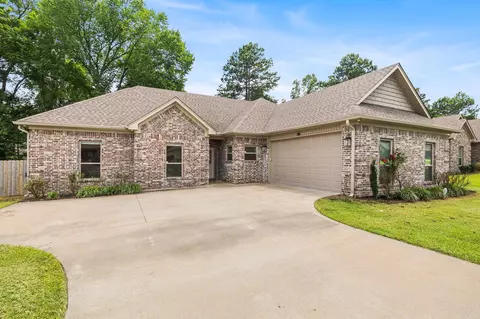 Exterior - 111 Hayden Dr, Beebe, AR 72012 photo 2 of 10