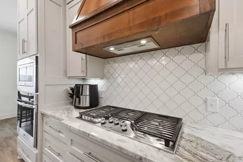 Kitchen - 3840 Red Maple Dr, Conway, AR 72034 photo 7 of 7