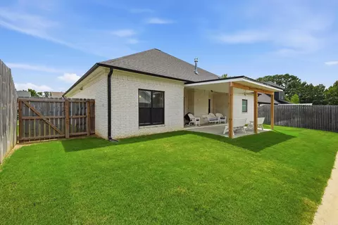 Exterior - 3840 Red Maple Dr, Conway, AR 72034 photo 10 of 11