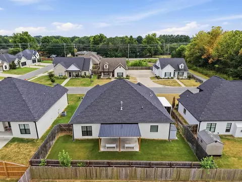 View/Area - 3840 Red Maple Dr, Conway, AR 72034 photo 7 of 8