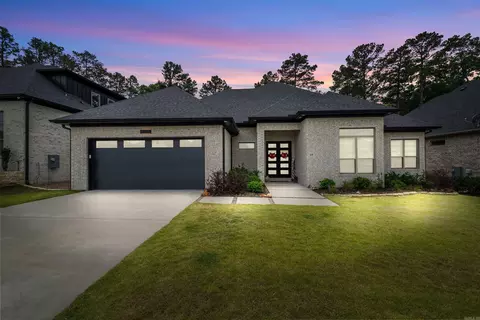 29 Fletcher Ridge Cir, Little Rock, AR 72223