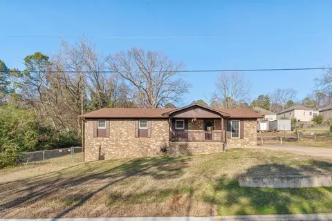 8324 W 29th St, Little Rock, AR 72204