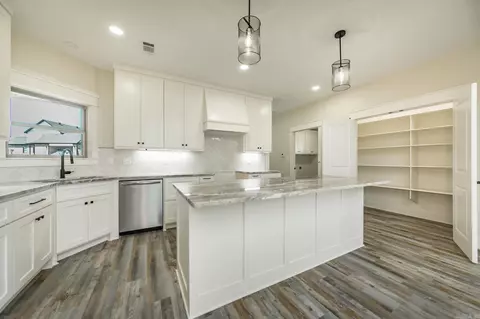Kitchen - 100 Michael Dr, Beebe, AR 72012 photo 2 of 3