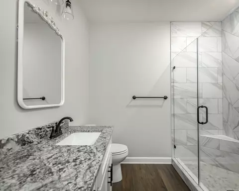 Bath - 942 Villa Vista Cir, Cabot, AR 72023 photo 1 of 3