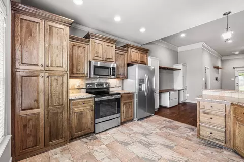 Kitchen - 757 Mango Loop, Austin, AR 72007 photo 2 of 3
