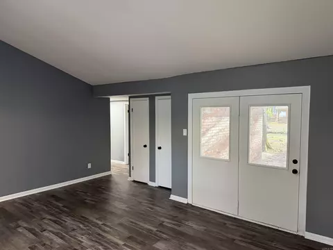 Entry Way - 3504 Shamrock Dr, Pine Bluff, AR 71603 photo 3 of 3