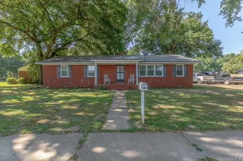 815 Betty Lynn St, Osceola, AR 72370