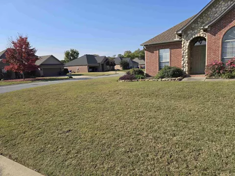 Exterior - 2800 Wineberry Rd, Conway, AR 72034 photo 9 of 13