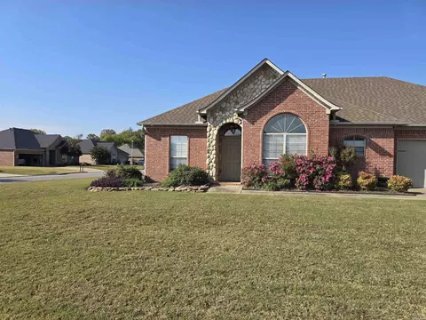 Exterior - 2800 Wineberry Rd, Conway, AR 72034 photo 10 of 13