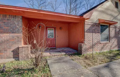 Exterior - 6009 S Cedar St, Pine Bluff, AR 71603 photo 4 of 11