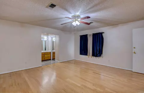 Bedroom - 6009 S Cedar St, Pine Bluff, AR 71603 photo 9 of 10