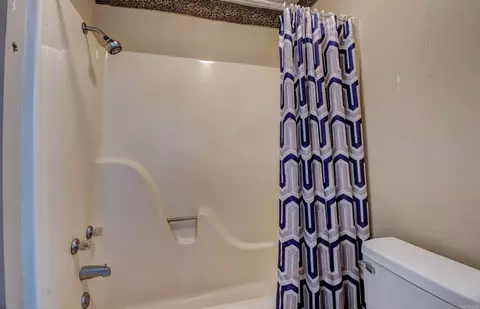 Bath - 6009 S Cedar St, Pine Bluff, AR 71603 photo 3 of 3