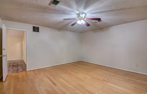 Bedroom - 6009 S Cedar St, Pine Bluff, AR 71603 photo 10 of 10
