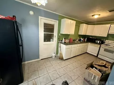 Kitchen - 8208 Robinson Rd, Pine Bluff, AR 71603 photo 1 of 1