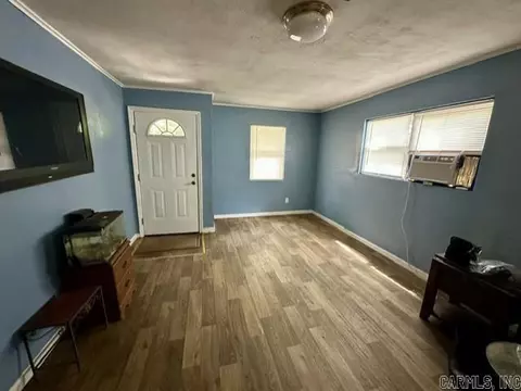 Living - 8208 Robinson Rd, Pine Bluff, AR 71603 photo 1 of 1