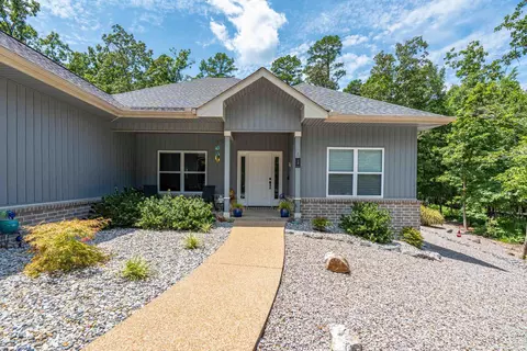 13 Rollo Ln, Hot Springs Village, AR 71909