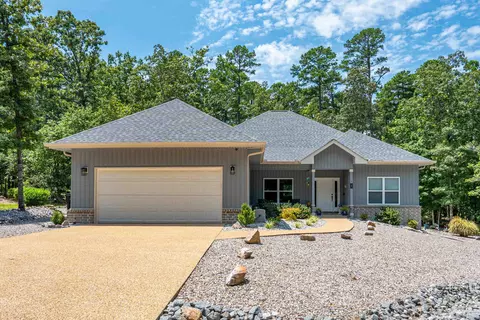 13 Rollo Ln, Hot Springs Village, AR 71909