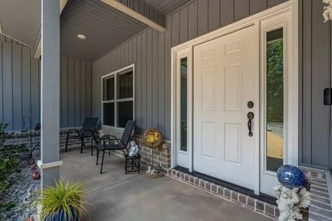 13 Rollo Ln, Hot Springs Village, AR 71909