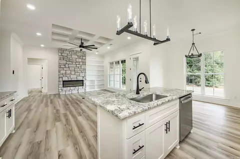 Living - 38 Libra Ln, Ward, AR 72176 photo 6 of 6