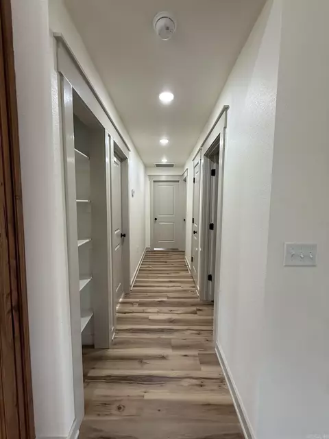 Entry Way - 7 Pamela, Conway, AR 72032 photo 1 of 1