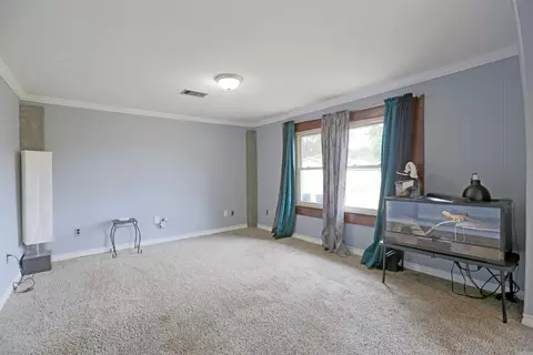 Living - 1202 N Fir St, Beebe, AR 72012 photo 4 of 5