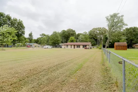 Exterior - 1202 N Fir St, Beebe, AR 72012 photo 4 of 6