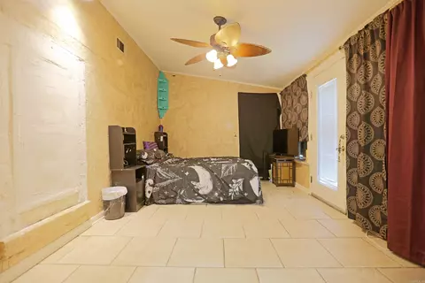 Bedroom - 1202 N Fir St, Beebe, AR 72012 photo 4 of 6