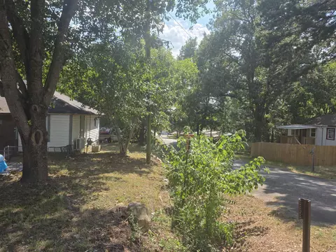 Exterior - 1101 Ninth St, Mena, AR 71953 photo 3 of 11