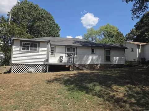Exterior - 1101 Ninth St, Mena, AR 71953 photo 10 of 11