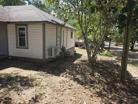 Exterior - 1101 Ninth St, Mena, AR 71953 photo 8 of 11