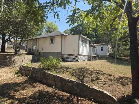 Exterior - 1101 Ninth St, Mena, AR 71953 photo 9 of 11