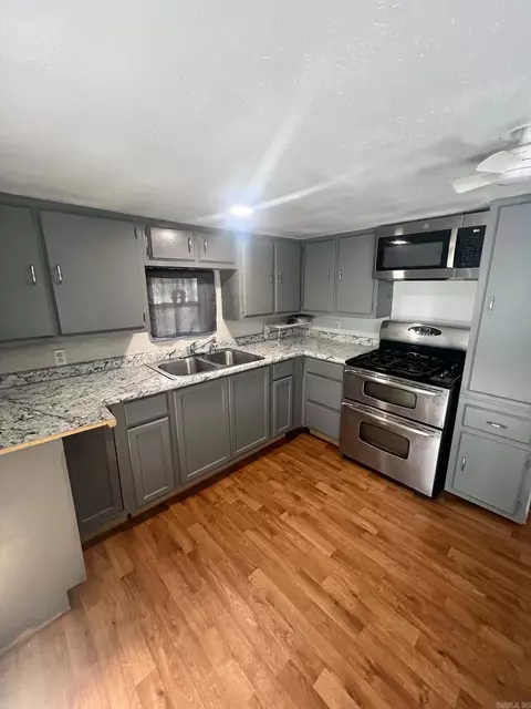 Kitchen - 1101 Ninth St, Mena, AR 71953 photo 2 of 2