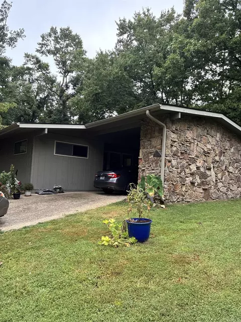 127 Arias Way, Hot Springs Village, AR 71909